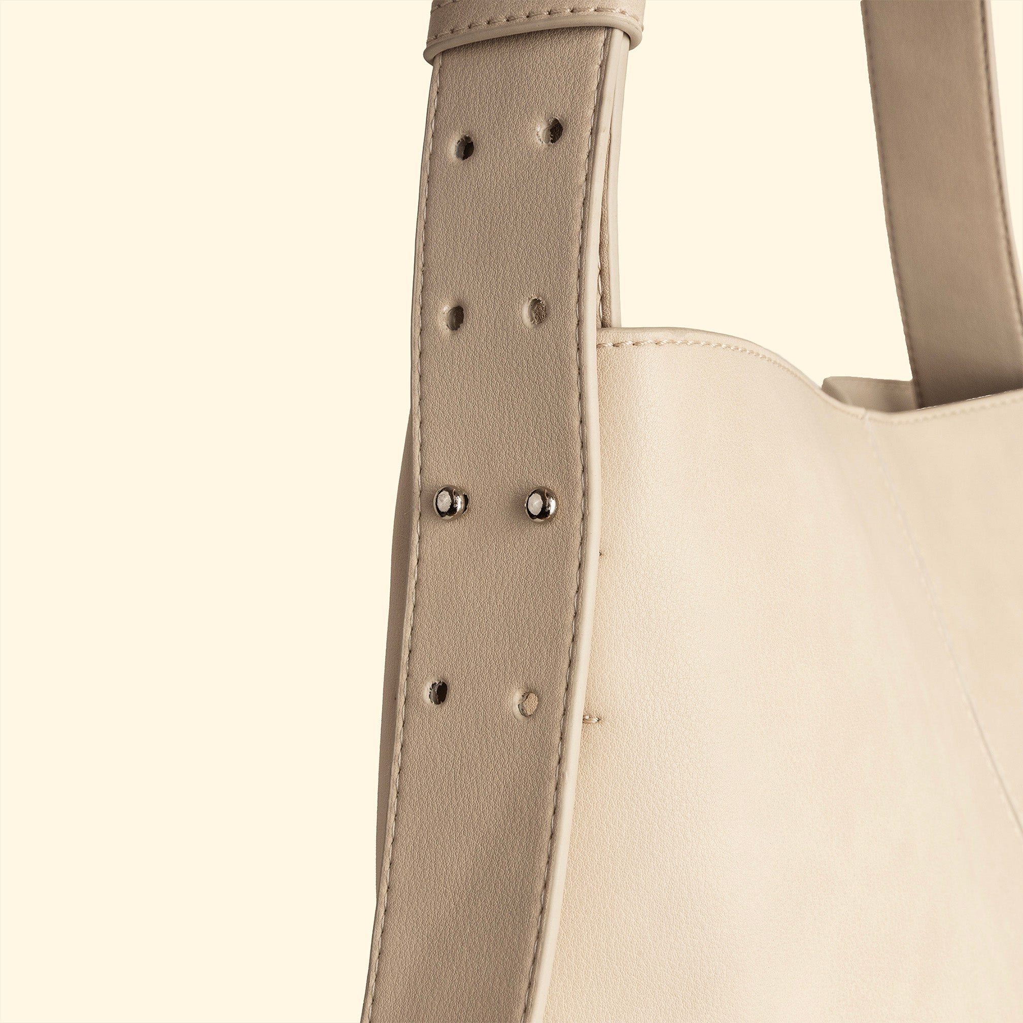 Bou bigger bag - Bou fluffy Beige