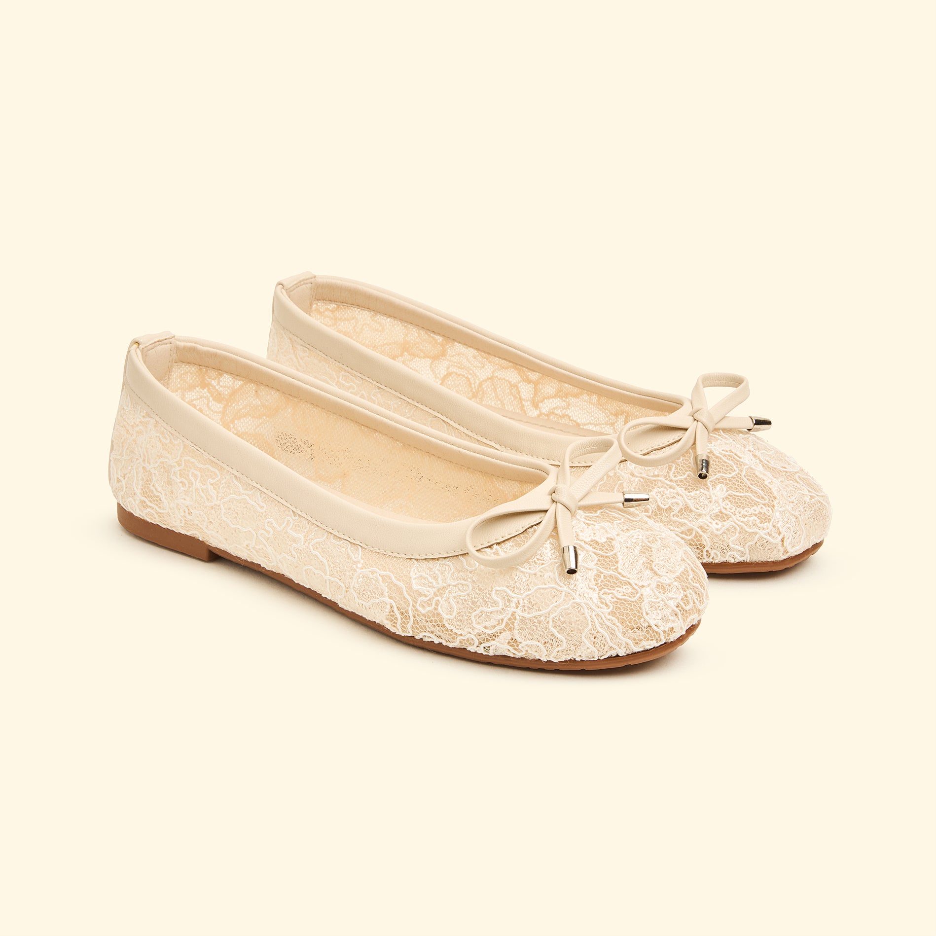 Bow Lace Grace Flats - White