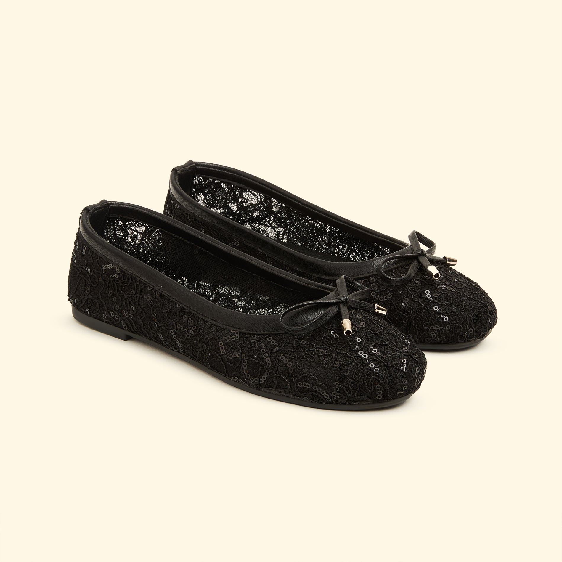 Bow Lace Grace Flats - Black