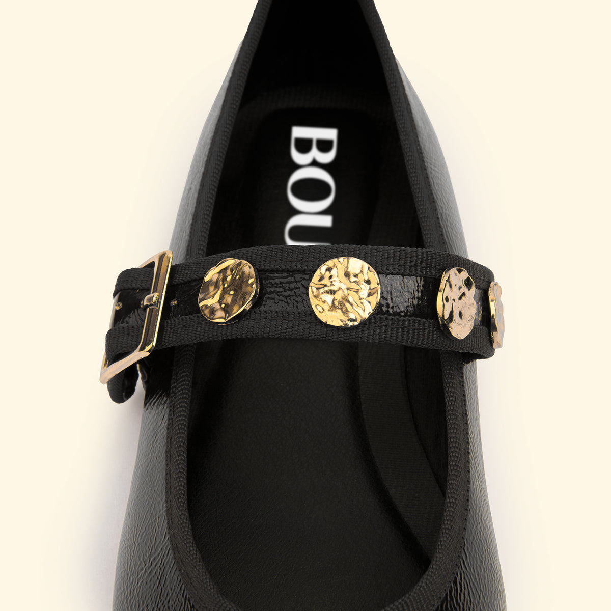 Medallion Mary Jane - Black