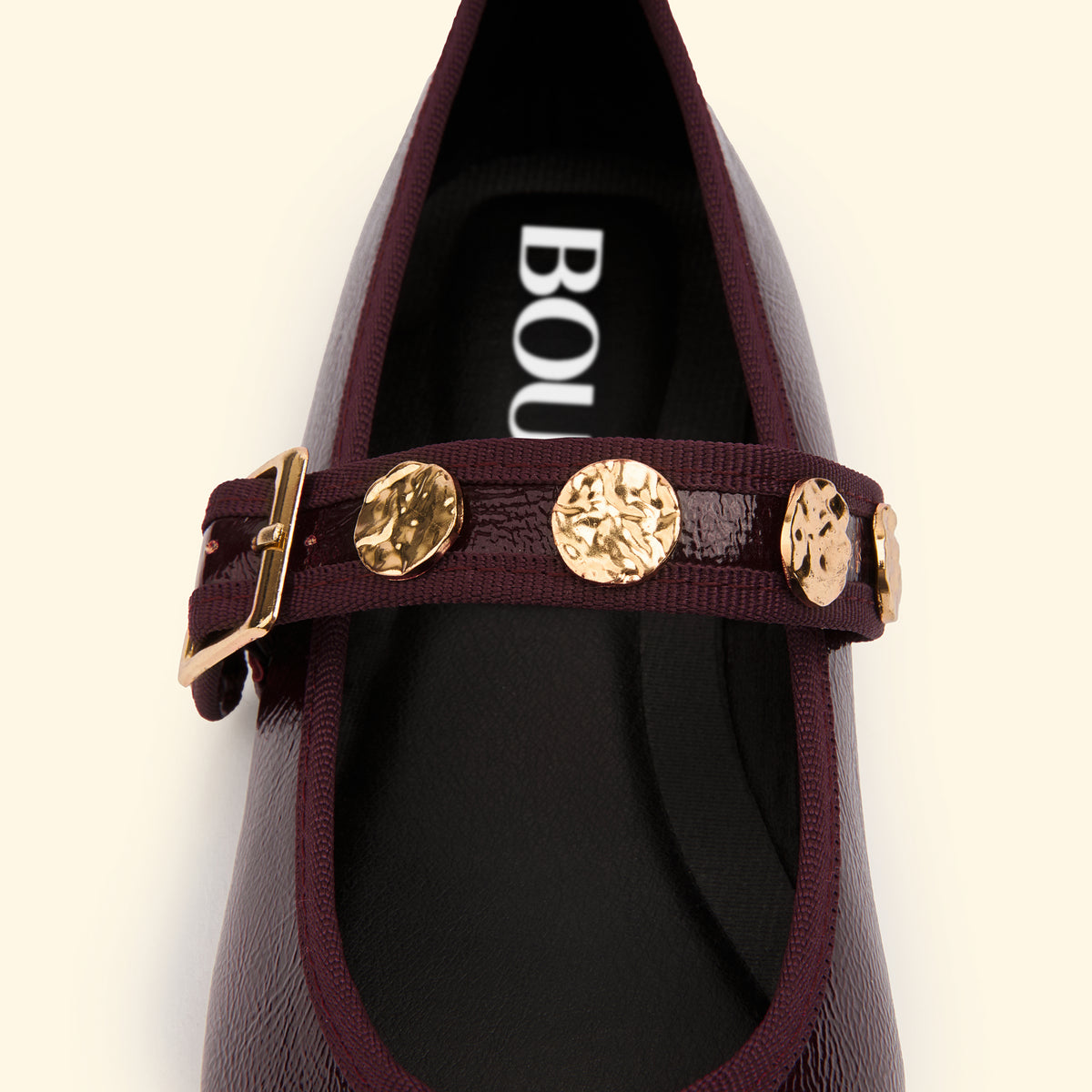 Medallion Mary Jane - Burgandy