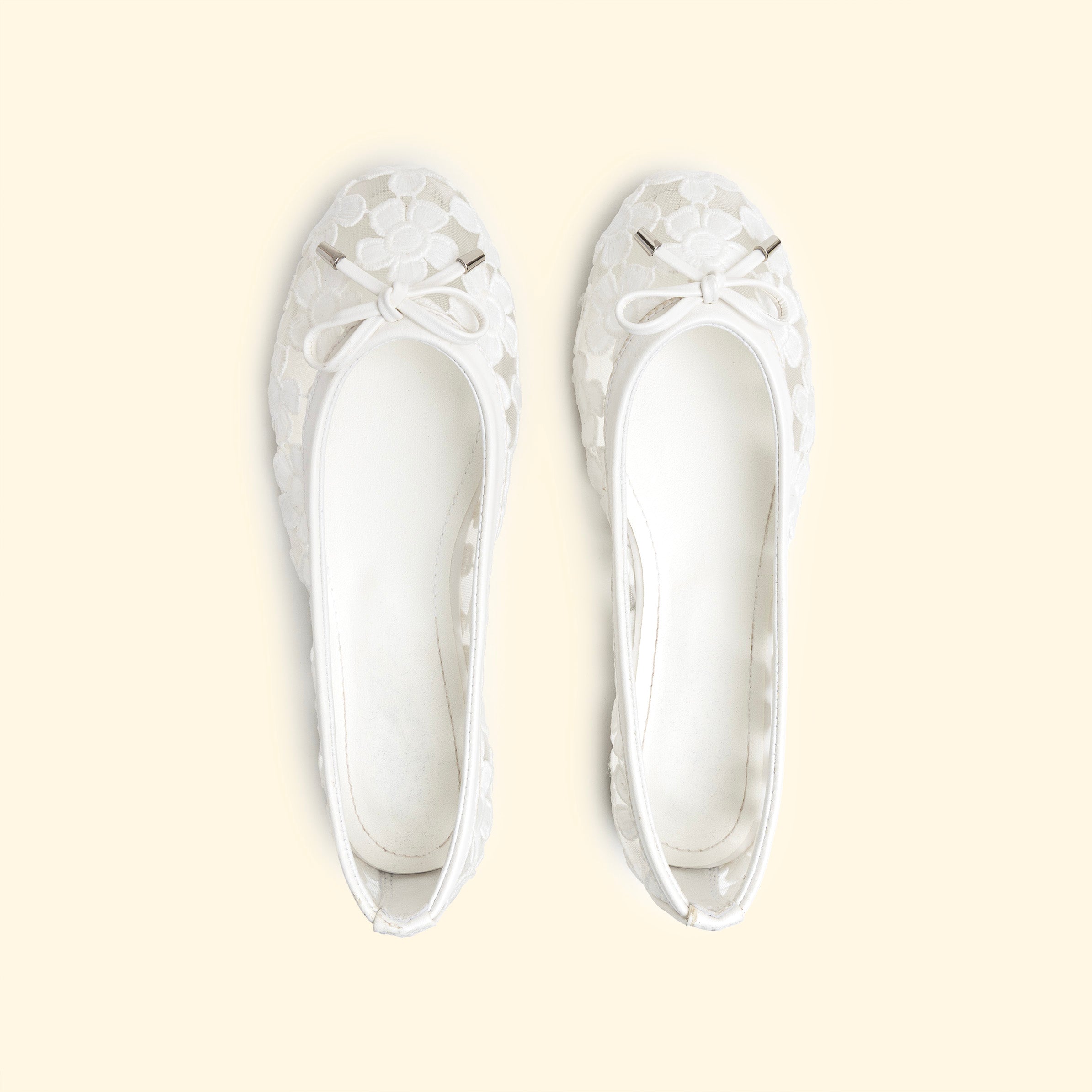Floral Lace Ballet flat with bow detail - White