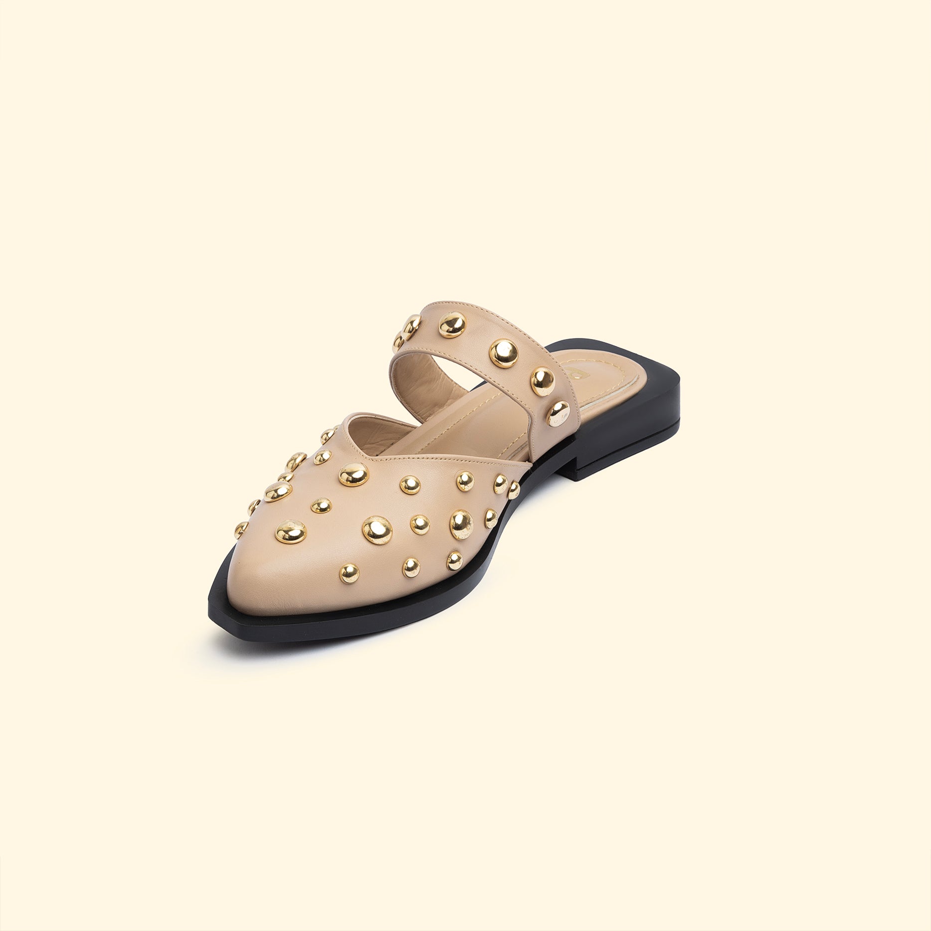 LUNA STUD FLATS - Almond Silk